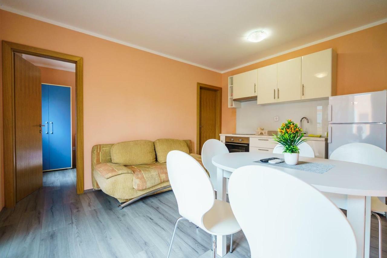 Apartmani Stobrec Split Exterior photo